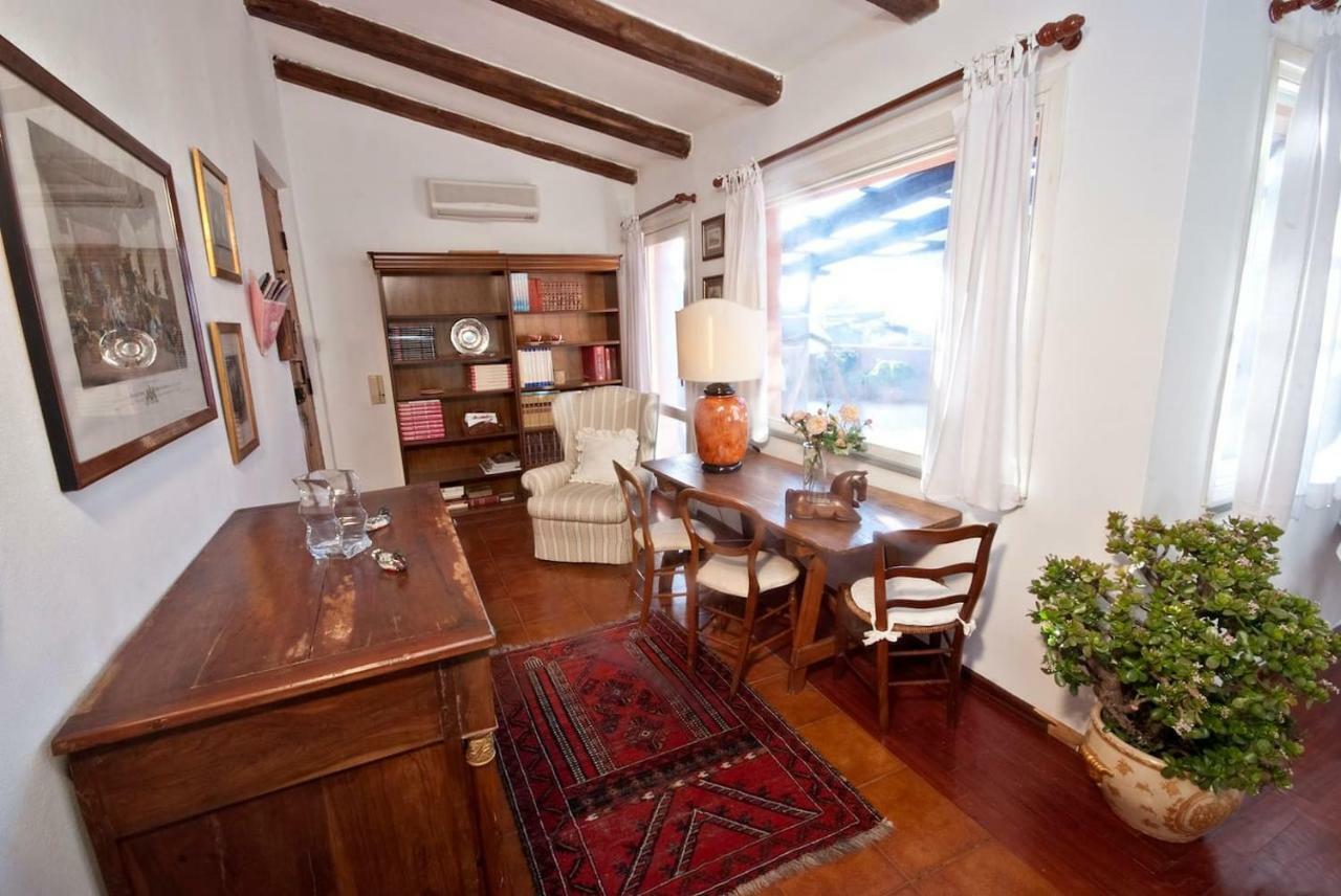 Attico In Centro Con Vista Della Torre - Cozy Penthouse Facing To The Tower Leilighet Oristano Eksteriør bilde
