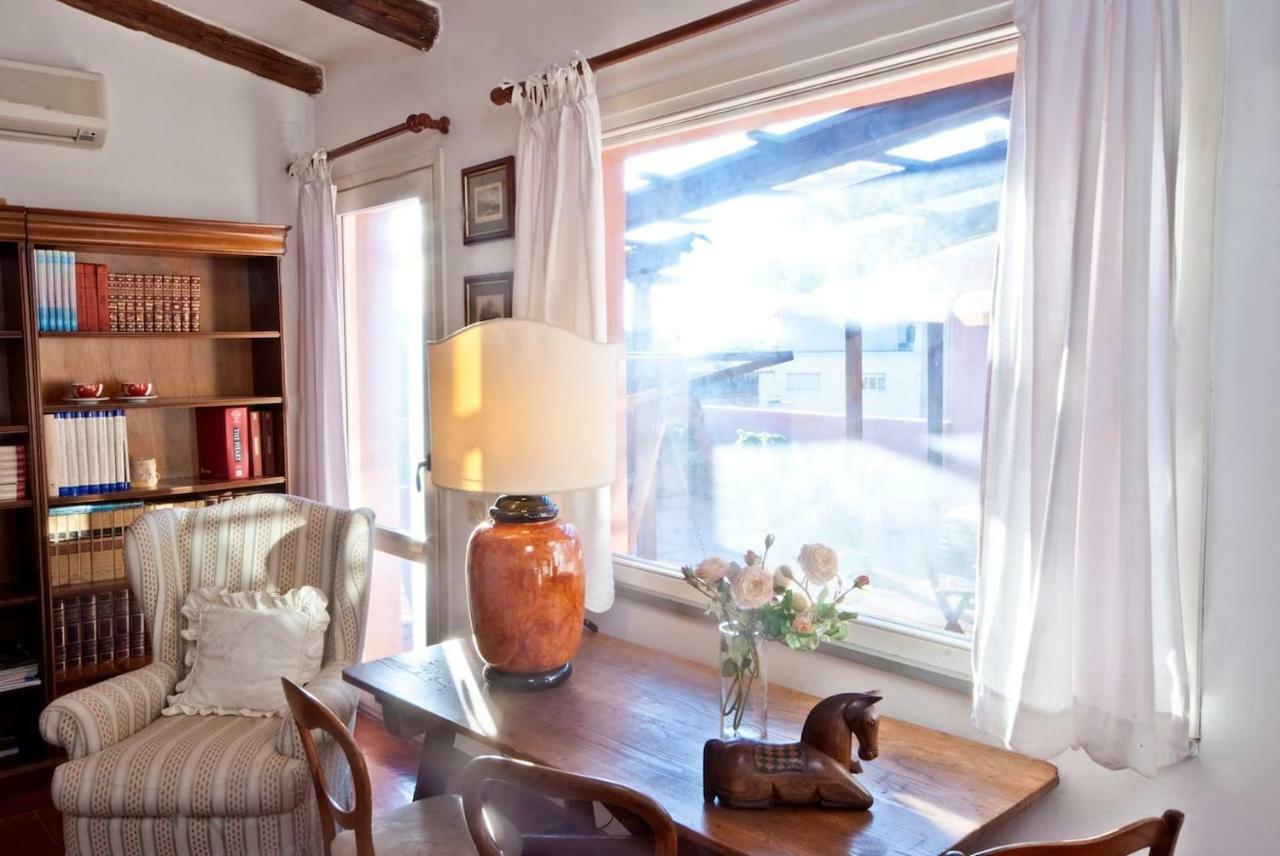 Attico In Centro Con Vista Della Torre - Cozy Penthouse Facing To The Tower Leilighet Oristano Eksteriør bilde